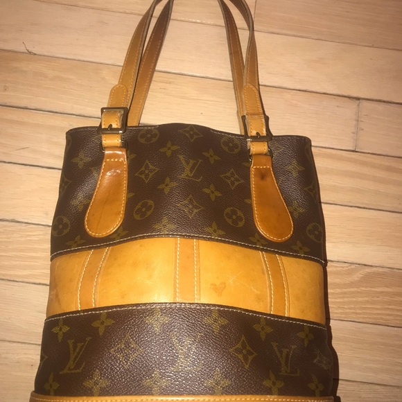 🌺💜🌺Monogram bucket bag🌺💜🌺 - Picture 2 of 7